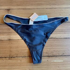ERES Stella stretch jersey thong. Size 42. NWT.